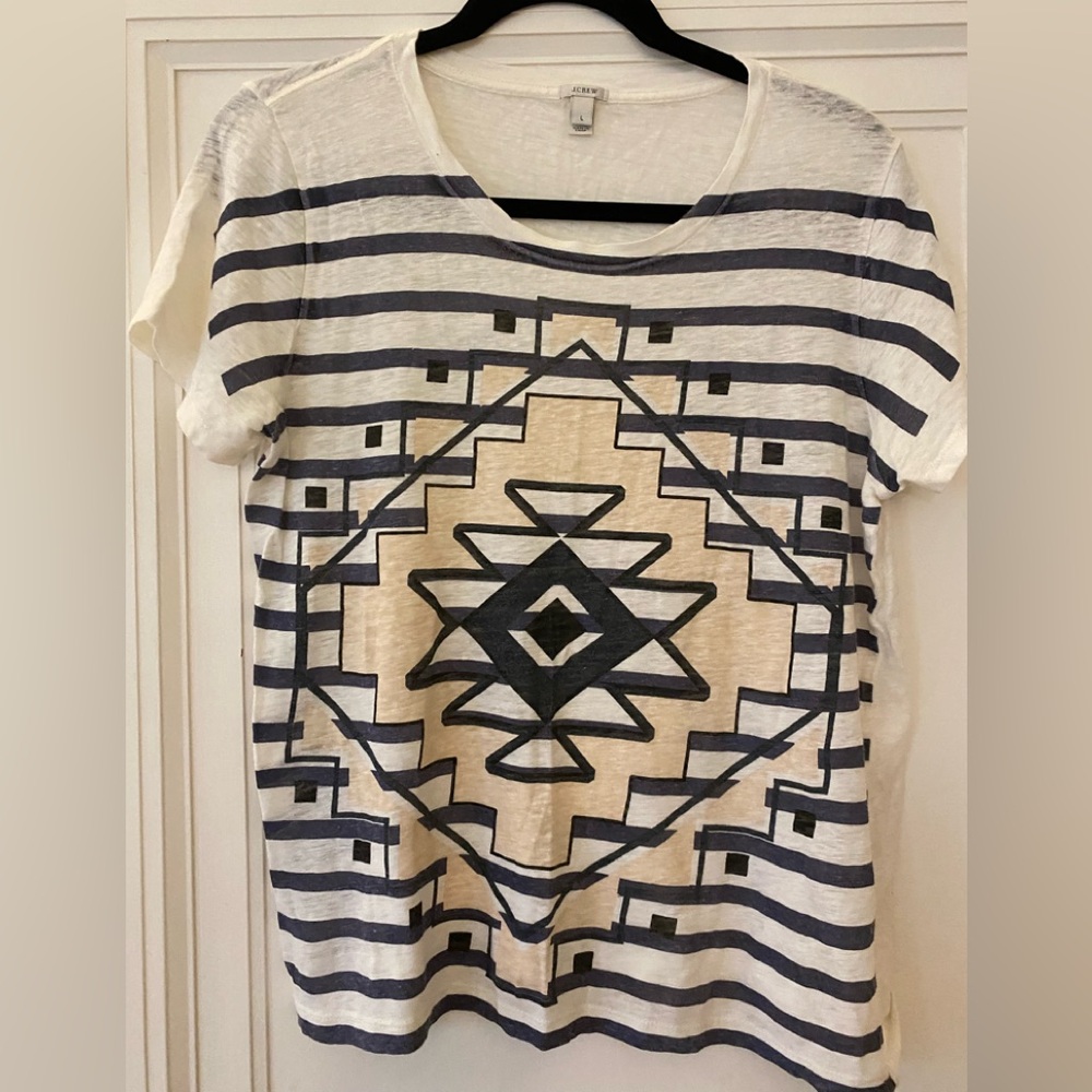 Uec j crew brand linen tribal t shirt. Size large